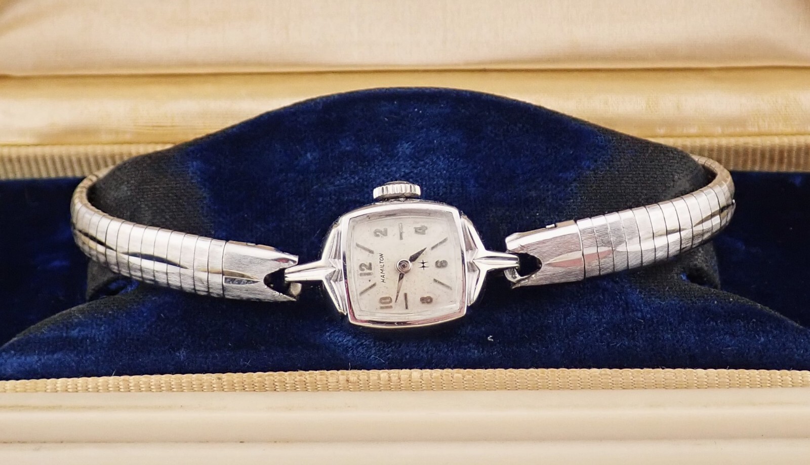 HAMILTON, 50’s Clean 10L Gold Filled w/BOX, Manual Wind LADIES WATCH R27-18