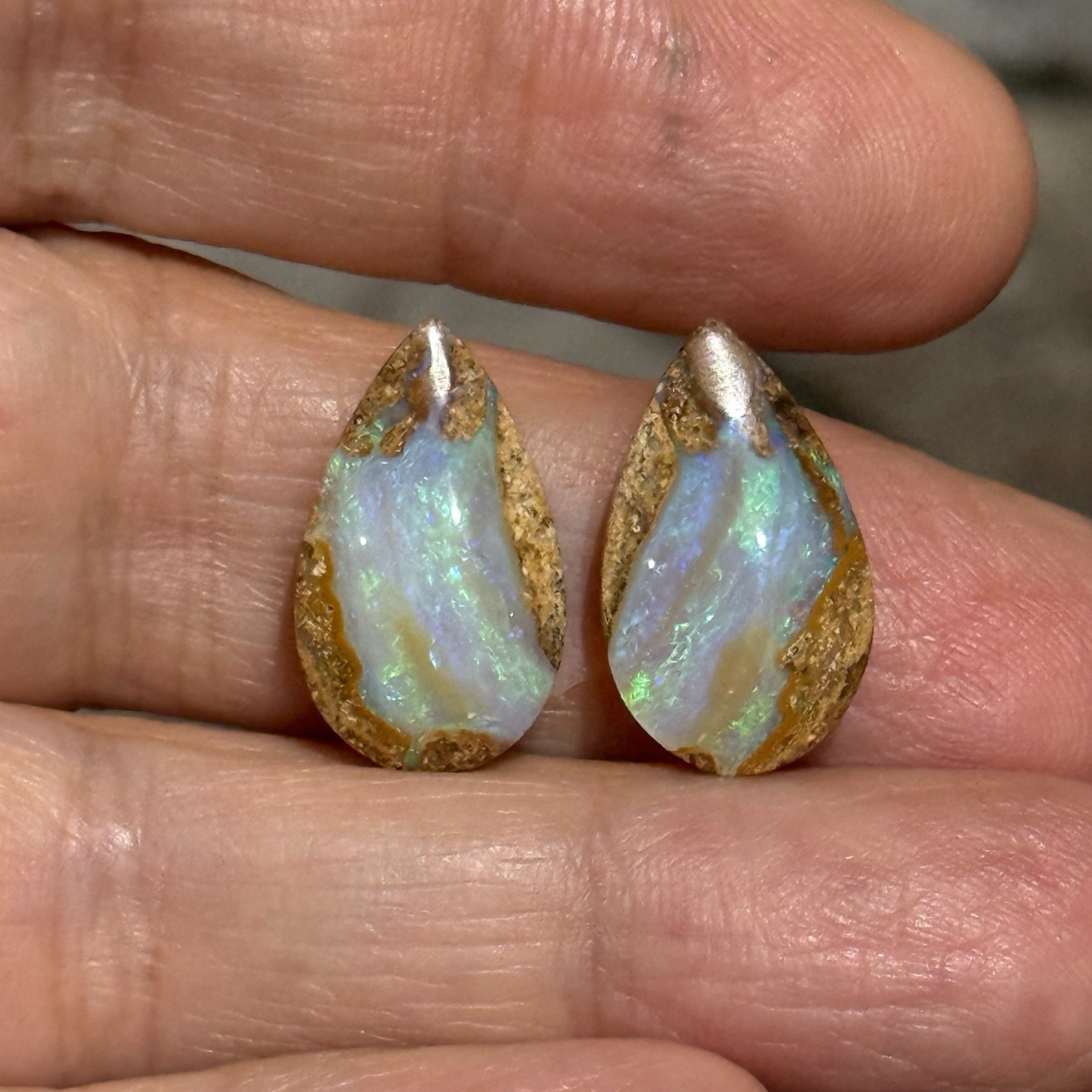 12.2ct 18×10.6×5.3mm Rare Pair Crystal Pipe Australian Boulder Opal Cabochon Gem