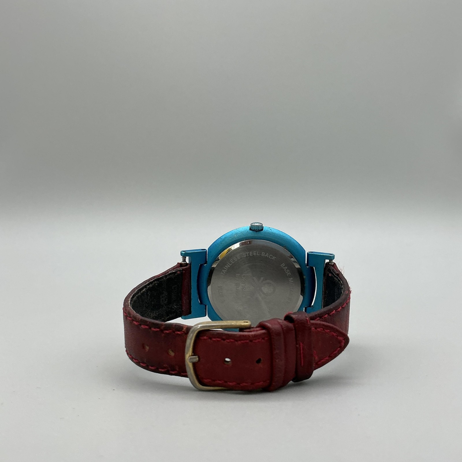 Vintage Benetton By Bulova Mens Watch 39mm Flags Dial Blue Case New Battery