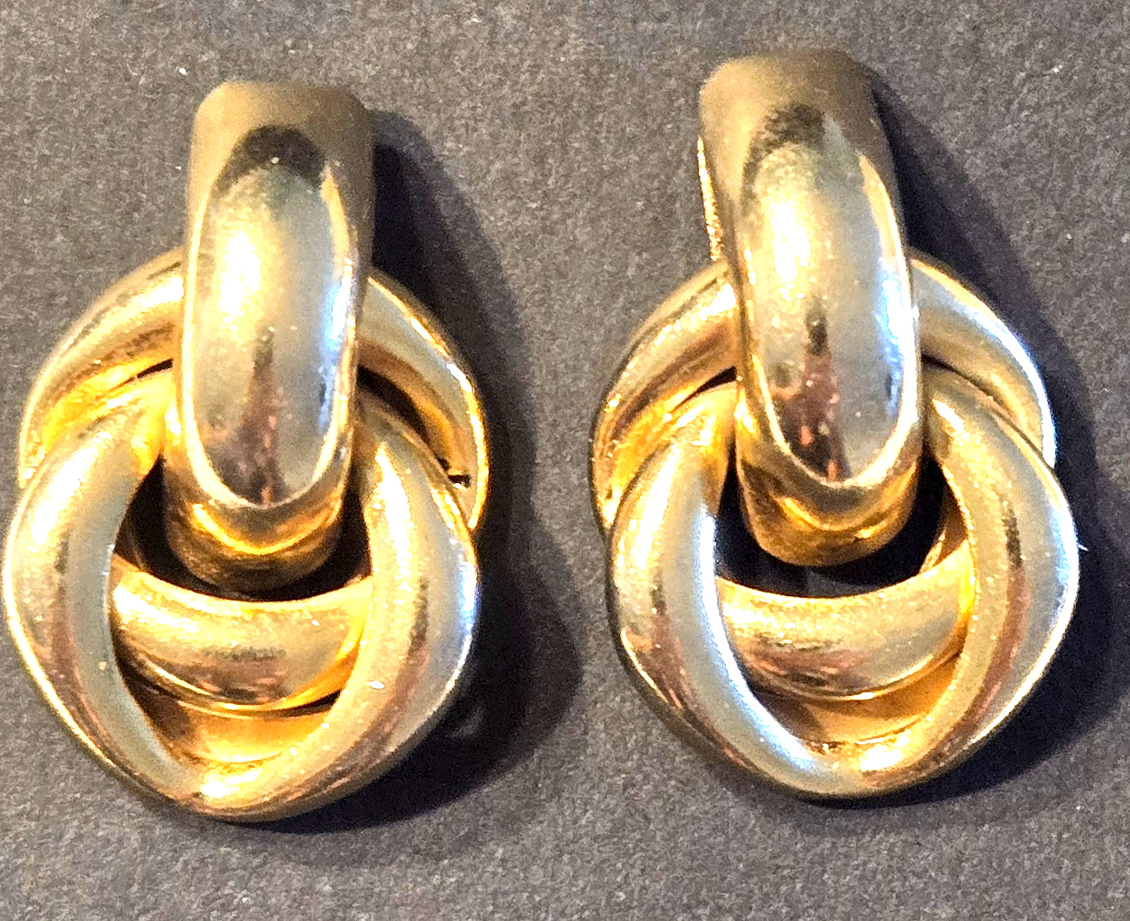 Vintage Gold Tone Love Knot Stud Earrings Classic Retro Style