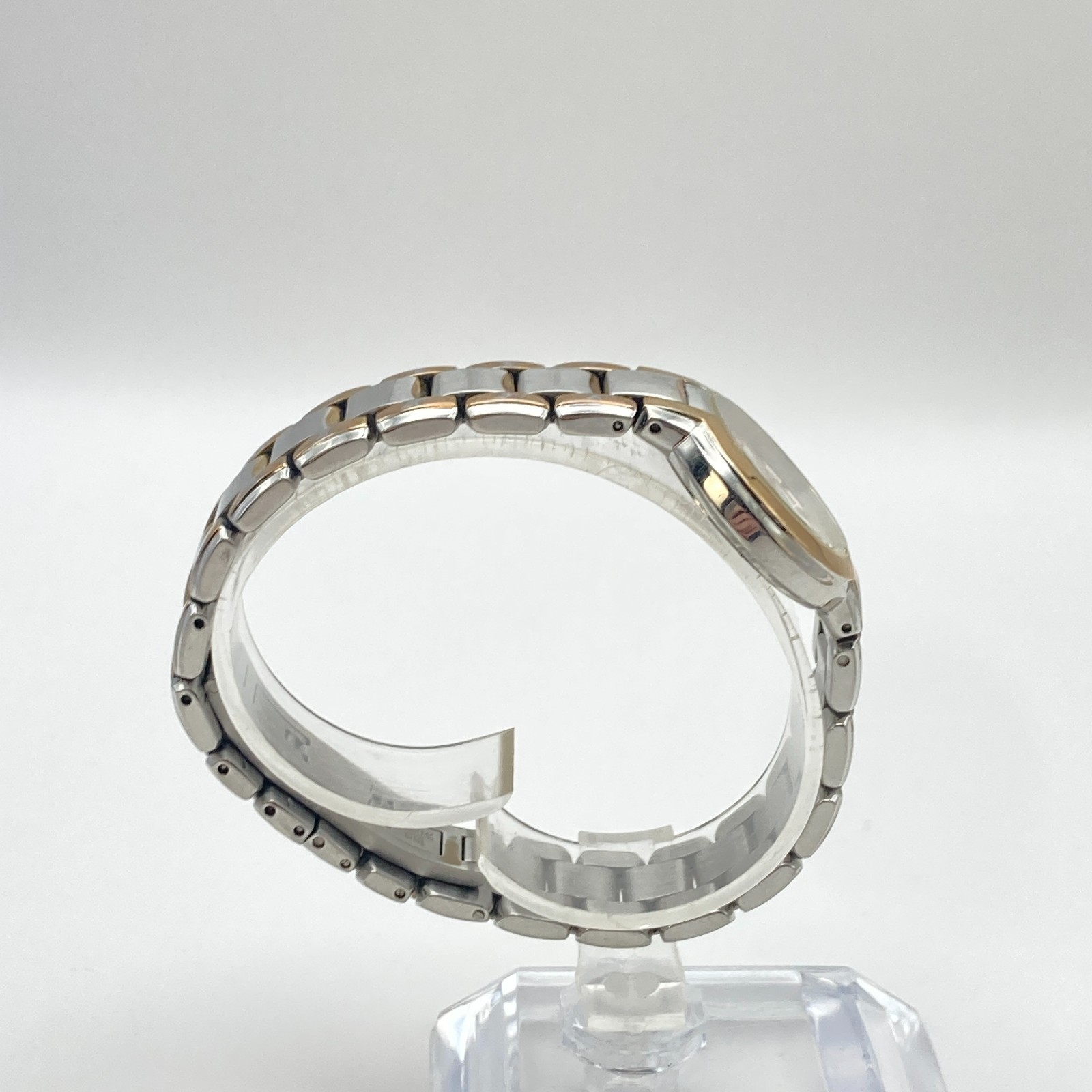 Bulova Women’s Watch Silver Rose Gold Tone FLAWED CRYSTAL 98L153 New Battery 7″