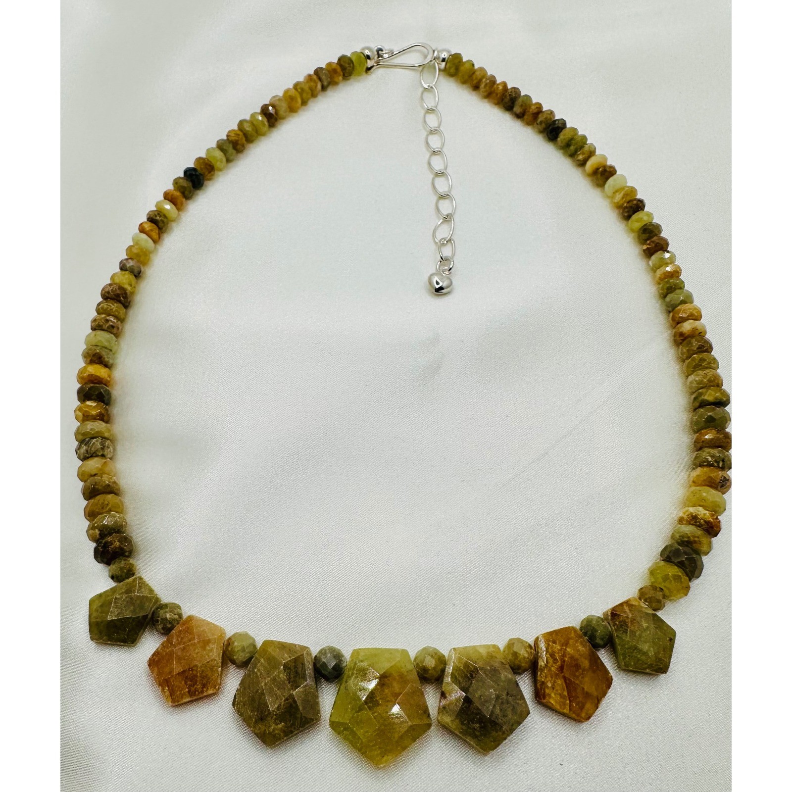 Jay King Sterling DTR Silver Faceted Green Amber Garnet Graduated Bead Necklace