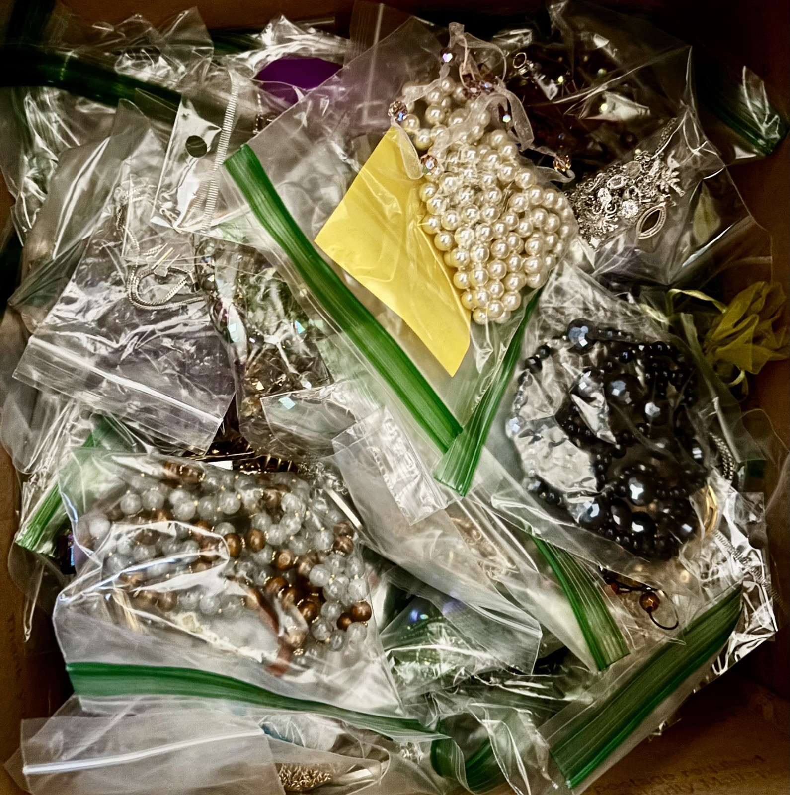 LARGE Flat Rate Box Filled w/ Pounds of Jewelry Mix – Hours of Fun!