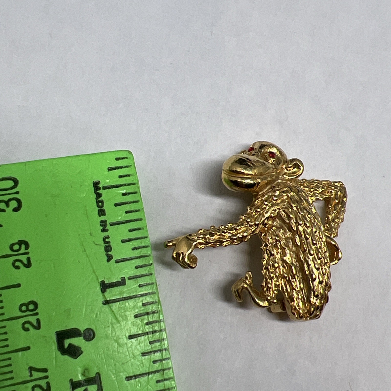 Vintage Signed Gerry’s Gold Tone Monkey Ape Figural Brooch Textured Red Rhinesto