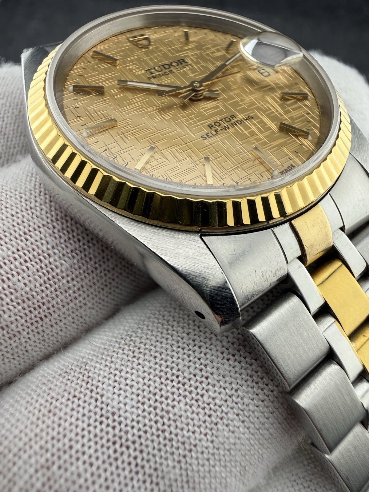 Tudor Prince Date – Ref. 74033 – Gold Linen Dial – 18k Yellow Gold Bezel!