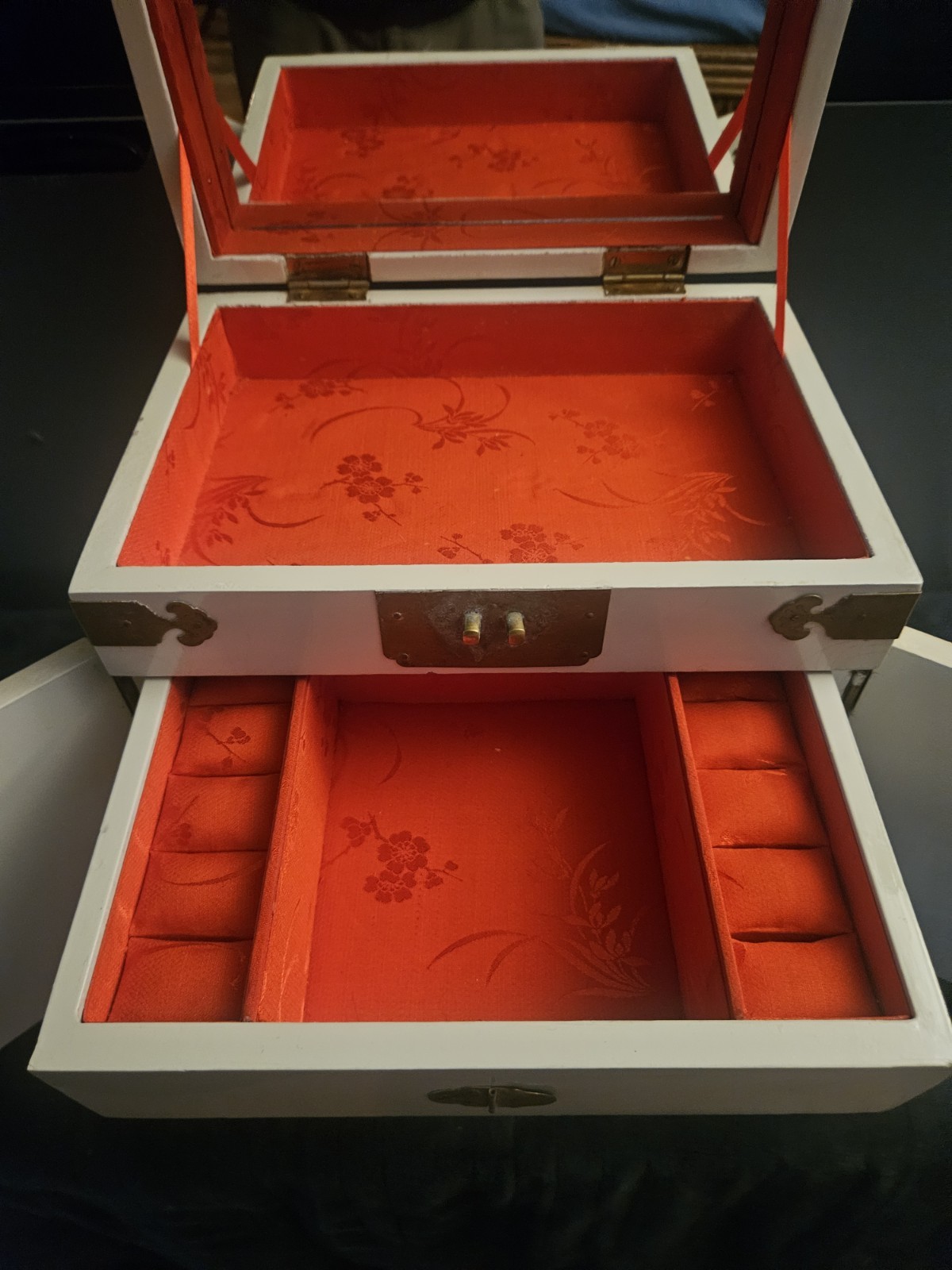 Large Vintage Jewelry Box Beige Oriental Jewelry Box Flowers Jewelry Box Storage