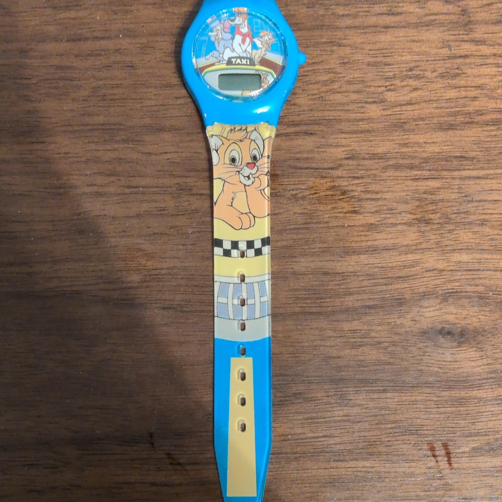 Disney Unisex Kids Toy Digital Watch Vintage Oliver And Company