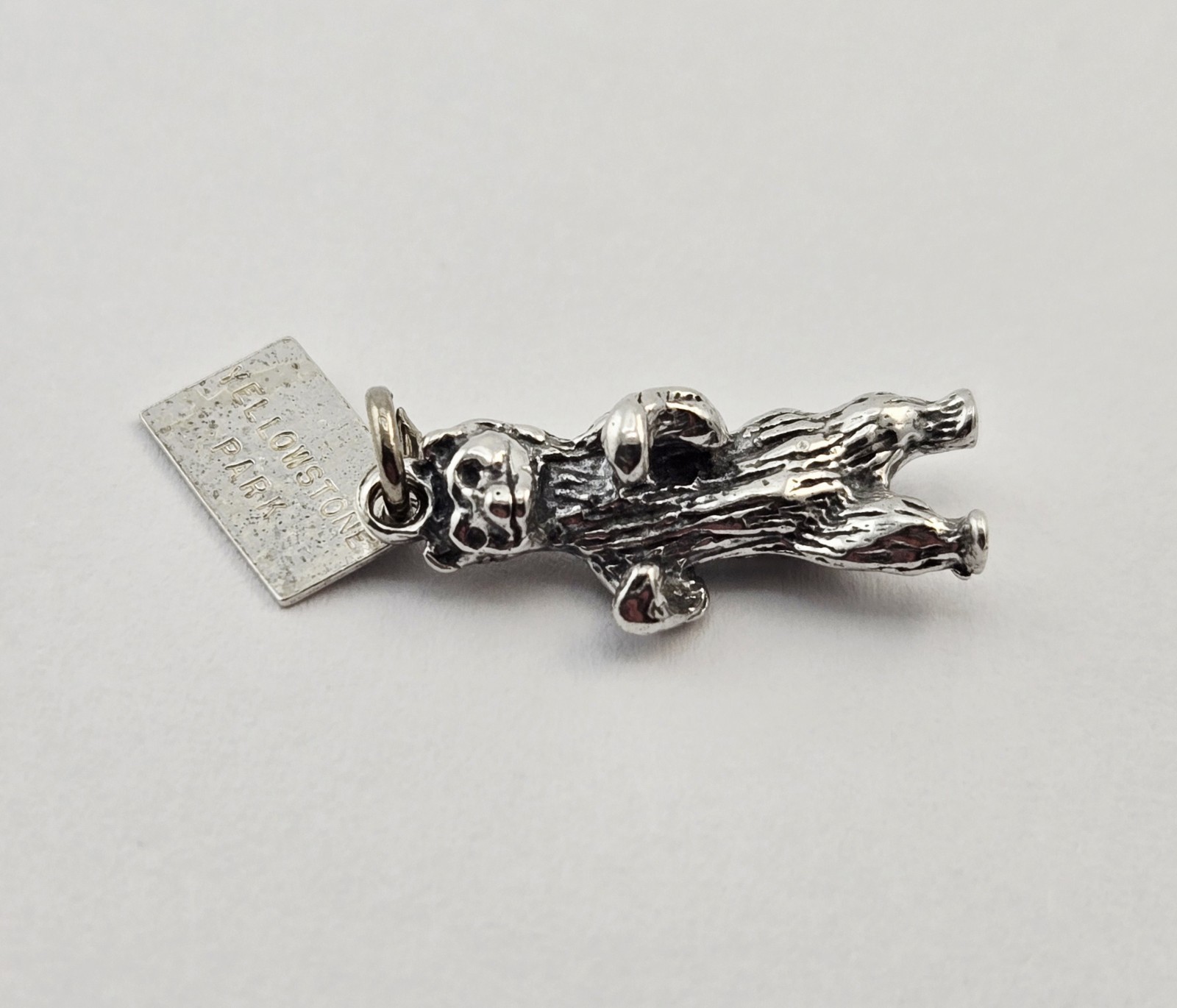 Vintage Yellowstone Park Bear Bell Sterling Silver Souvenir Charm Pendant – 3.0g