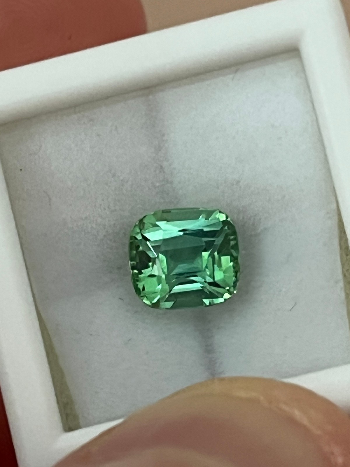2.10ct LAGOON TOURMALINE. SHOWROOM FLOOR EXQUISITE/INVESTMENT CLASS.