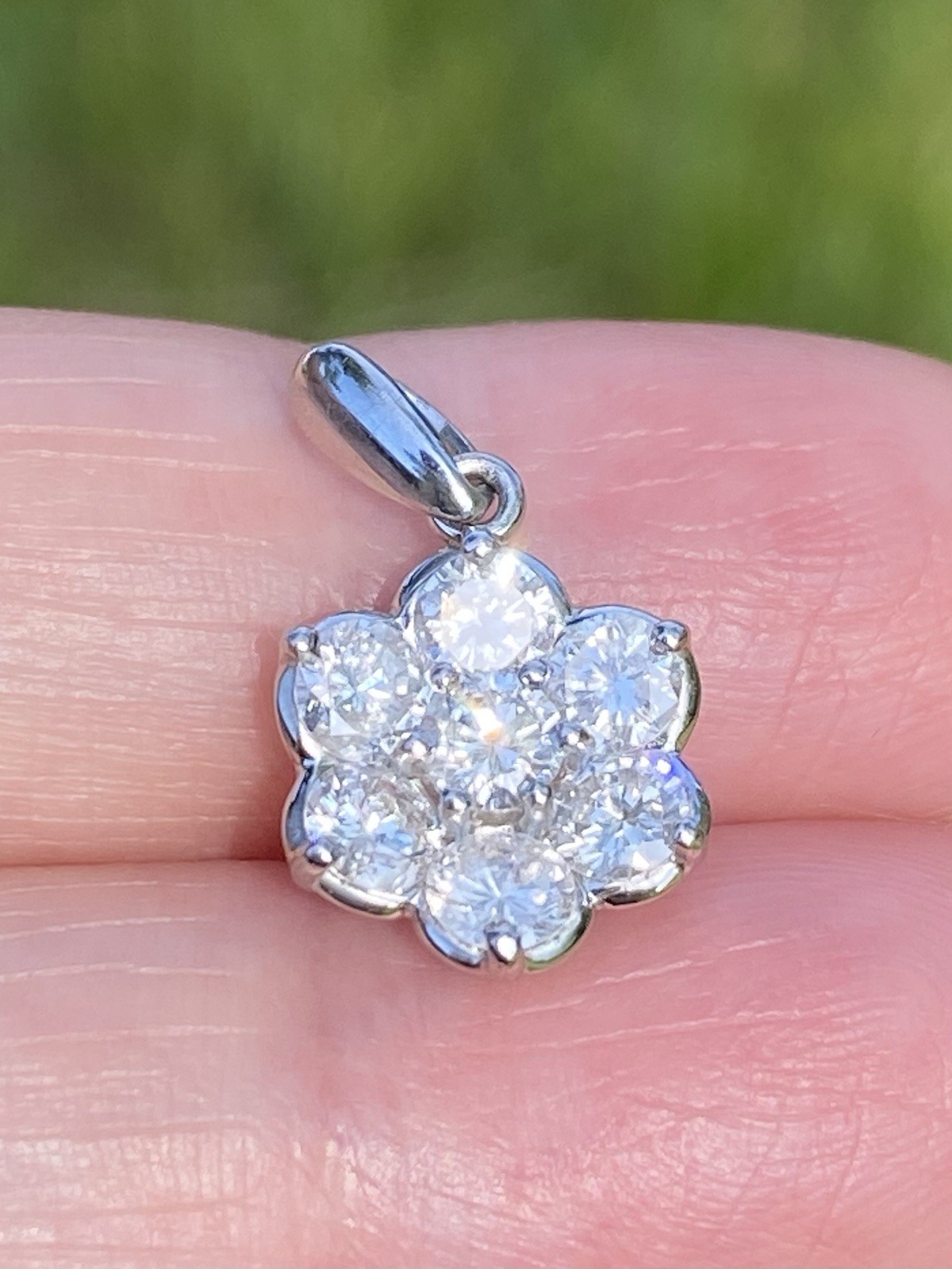 1.00CTW 100% Natural Diamond Flower Cluster Platinum Pendant