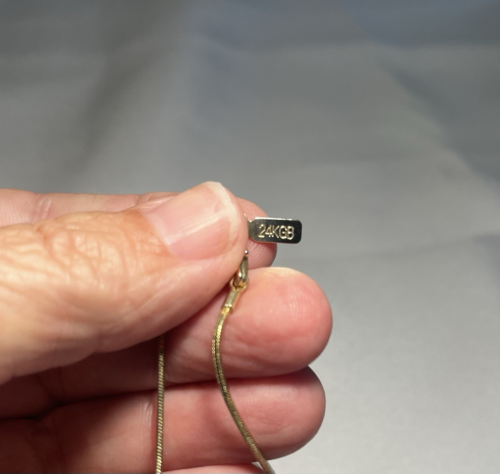 30 Inch 24KGB Snake Necklace Lobster Clasp EUC
