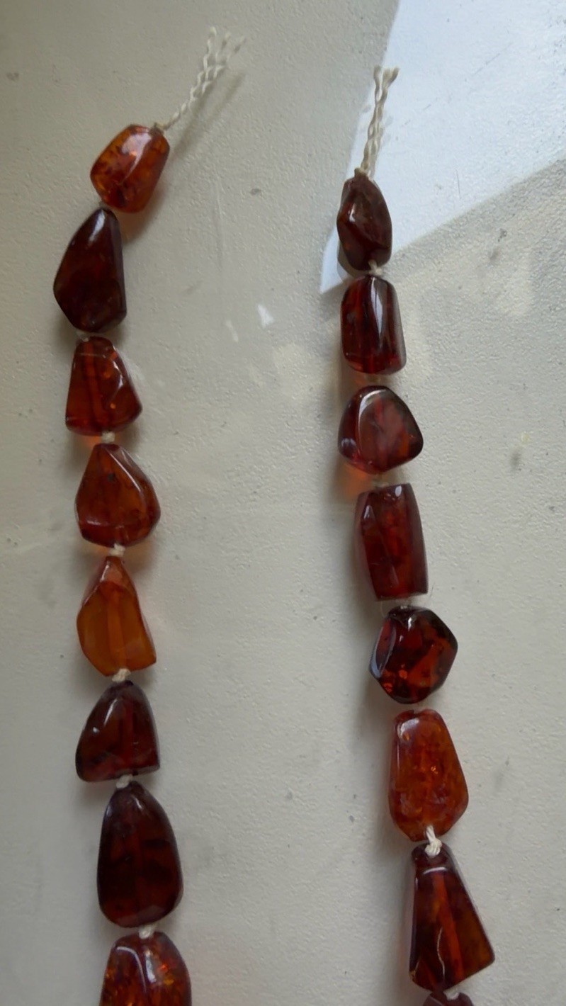 Vintage Natural Amber Necklace 66.8g Hand Knotted Graduated Beads No Clasp. 26”