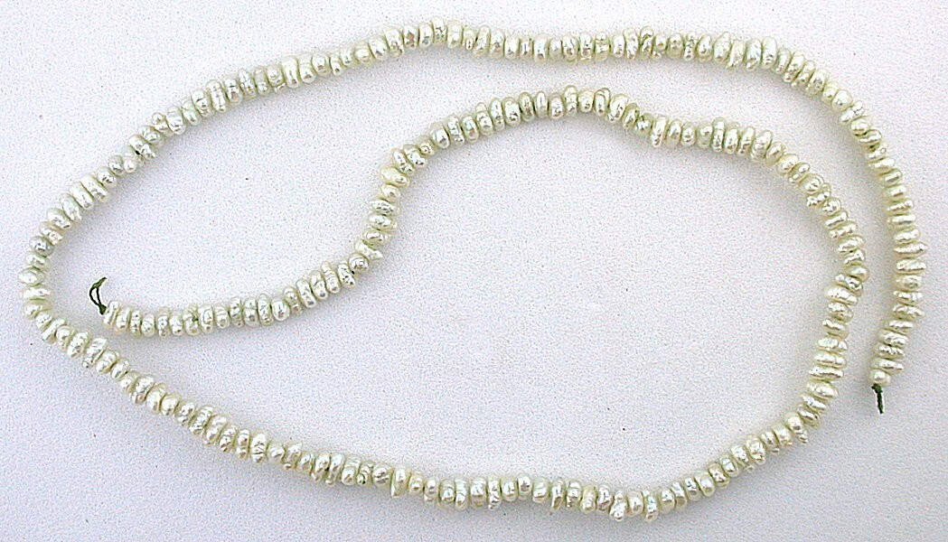 VINTAGE Japan 3mm To 4mm Freshwater Green Rondelle Pearl 15 Inch Strand FWP86