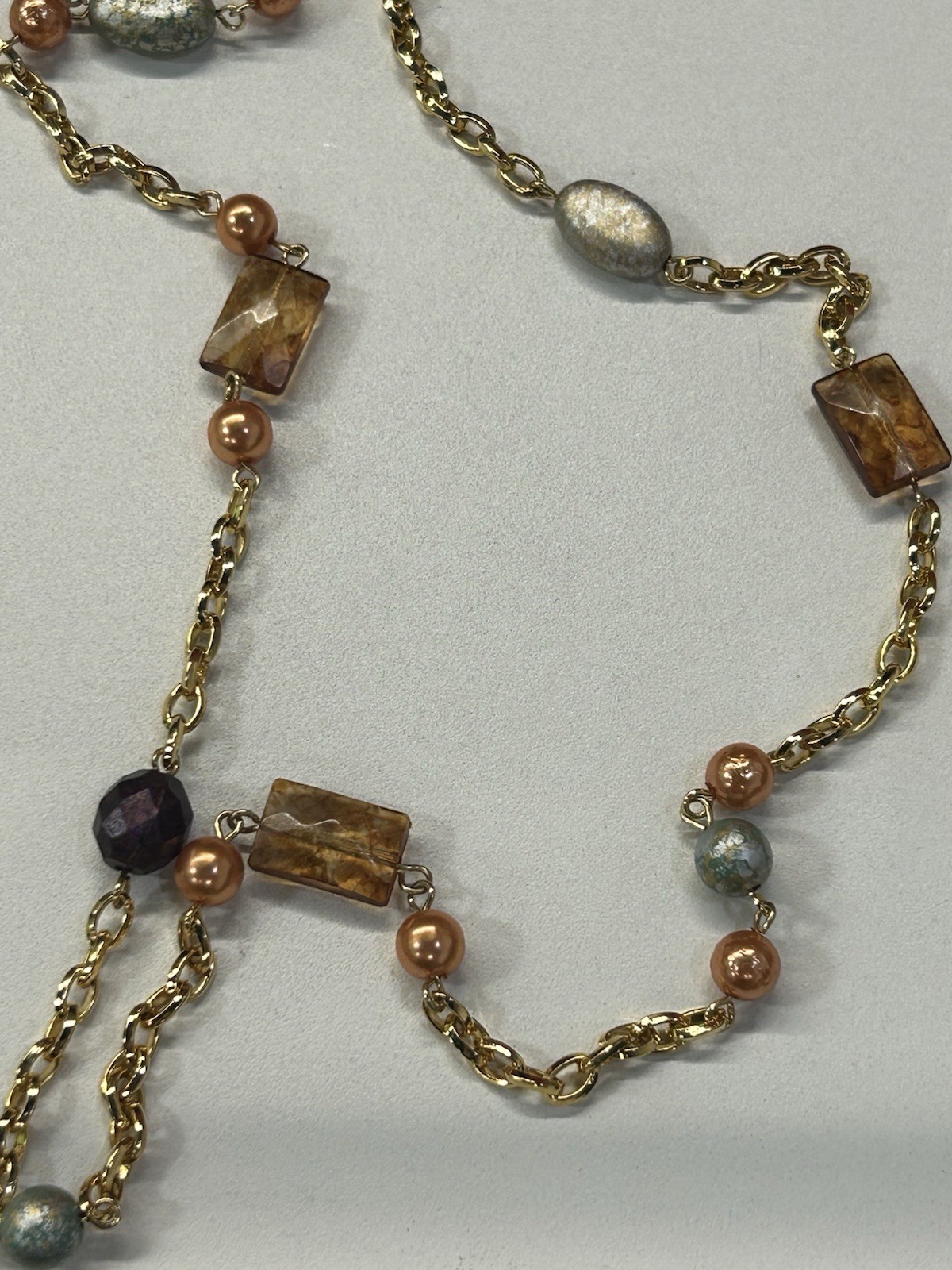 Beautiful vintage art glass layering necklace