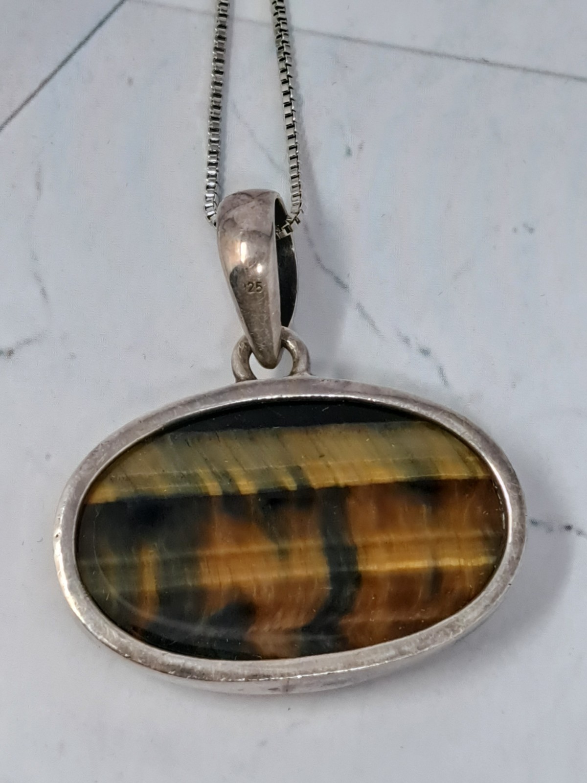 Tiger Eye Gemstone 925 Sterling Silver Jewelry Pendant & Chain