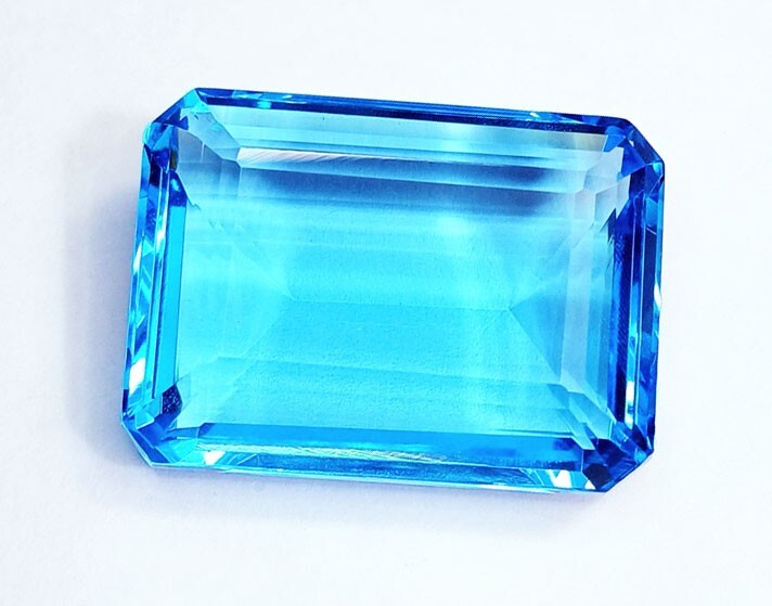 Big Size Loose Gemstone Aquamarine 146.30 Ct Certified With Free Gift