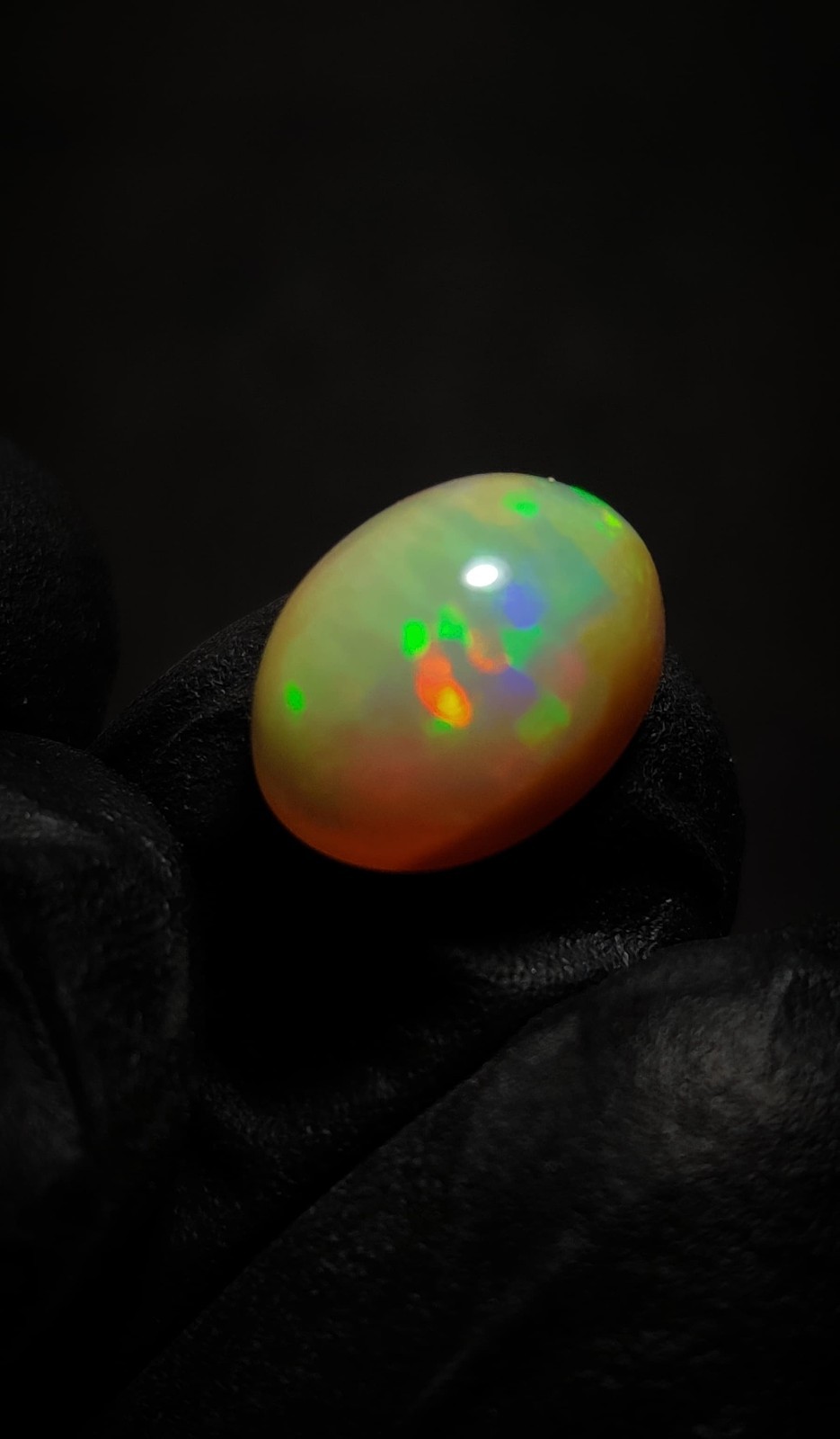 2.80 Ct Natural Ethiopian Welo Opal Cabochon – Jewelry Grade Multi Fire oval Cut