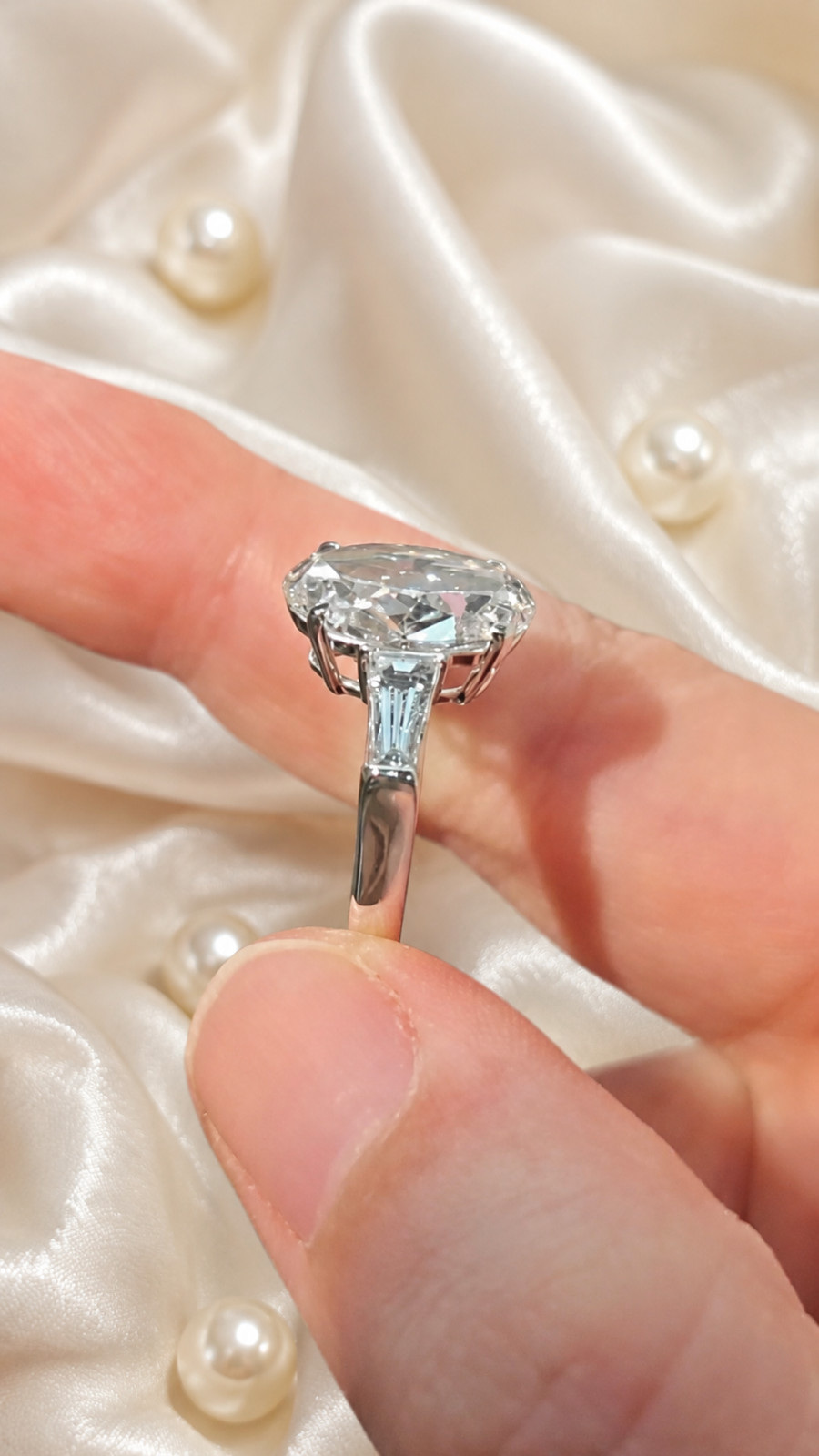 14K White Gold IGI Certified Lab Grown Diamond Engagement Ring 6.80 Ct Oval