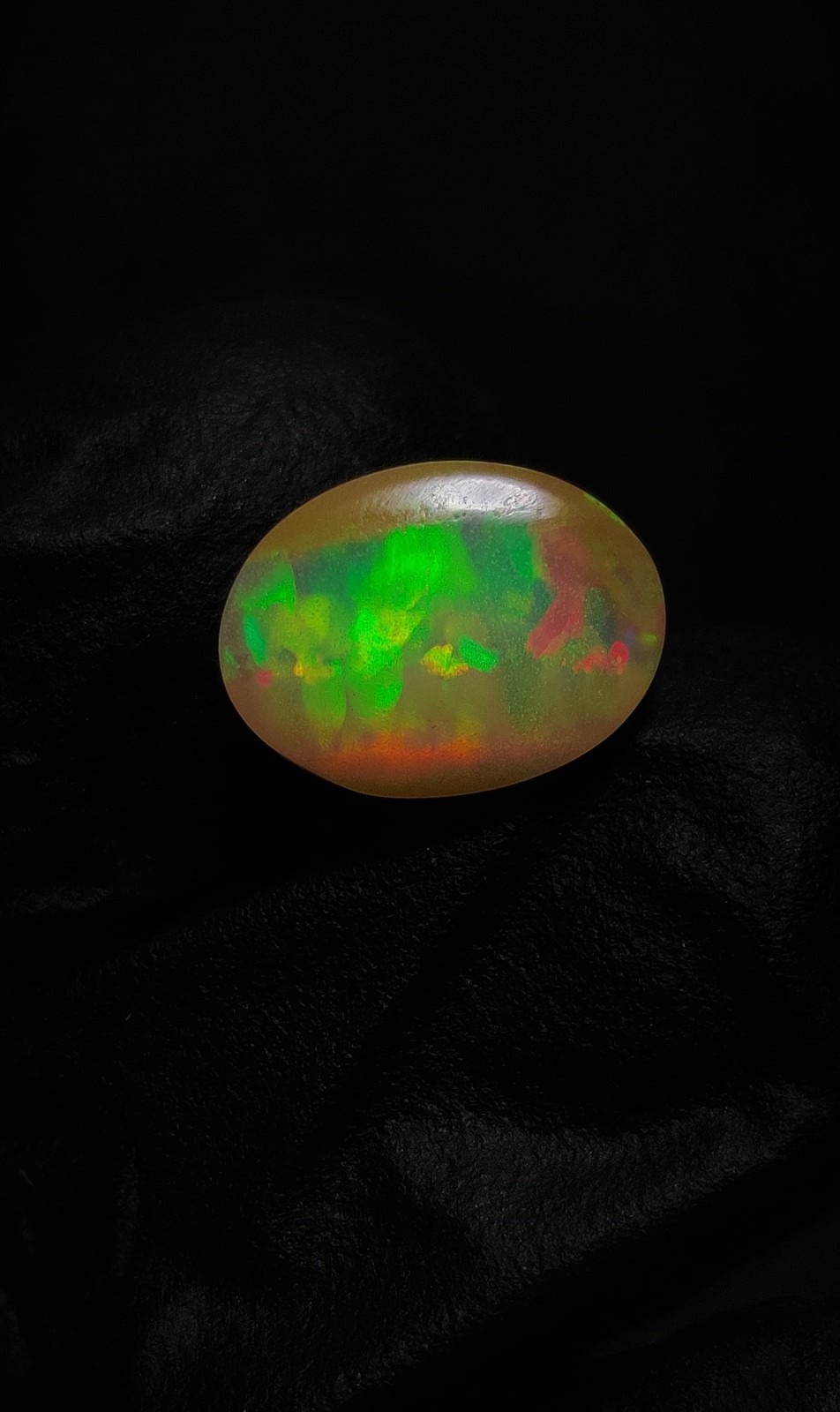 2.80 Ct Natural Ethiopian Welo Opal Cabochon – Jewelry Grade Multi Fire oval Cut
