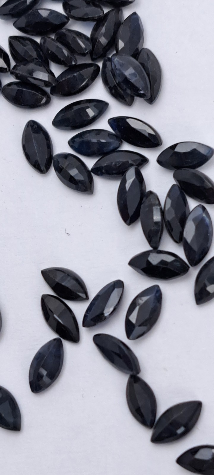 100 pieces Marquise Shaped Black Synthetic Cubic Zirconia Loose Stones 5x3mm