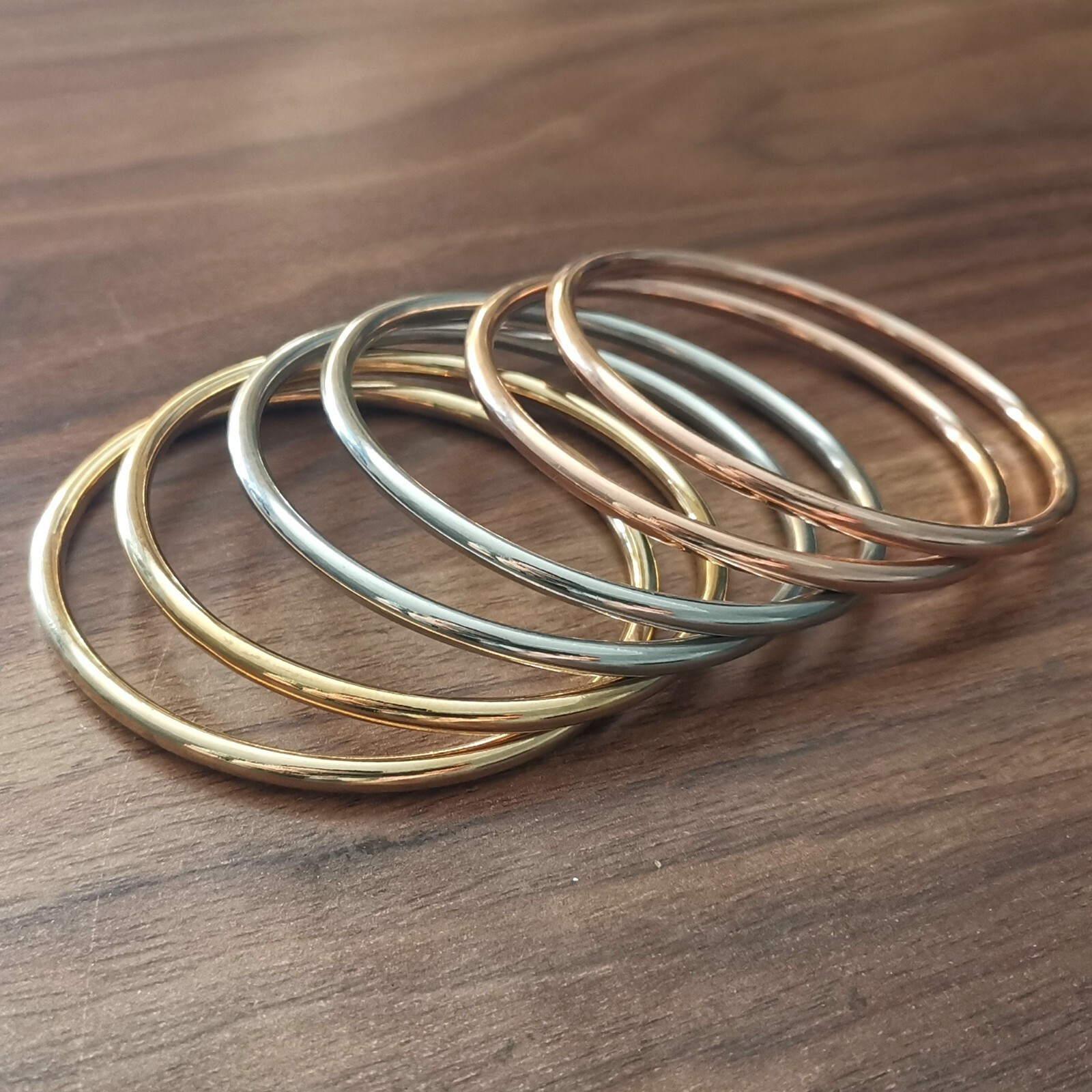 6pcs/Set Fashion Womens 68mm Stainless Steel Multi-tone 4mmCharm Bangle Bracelet