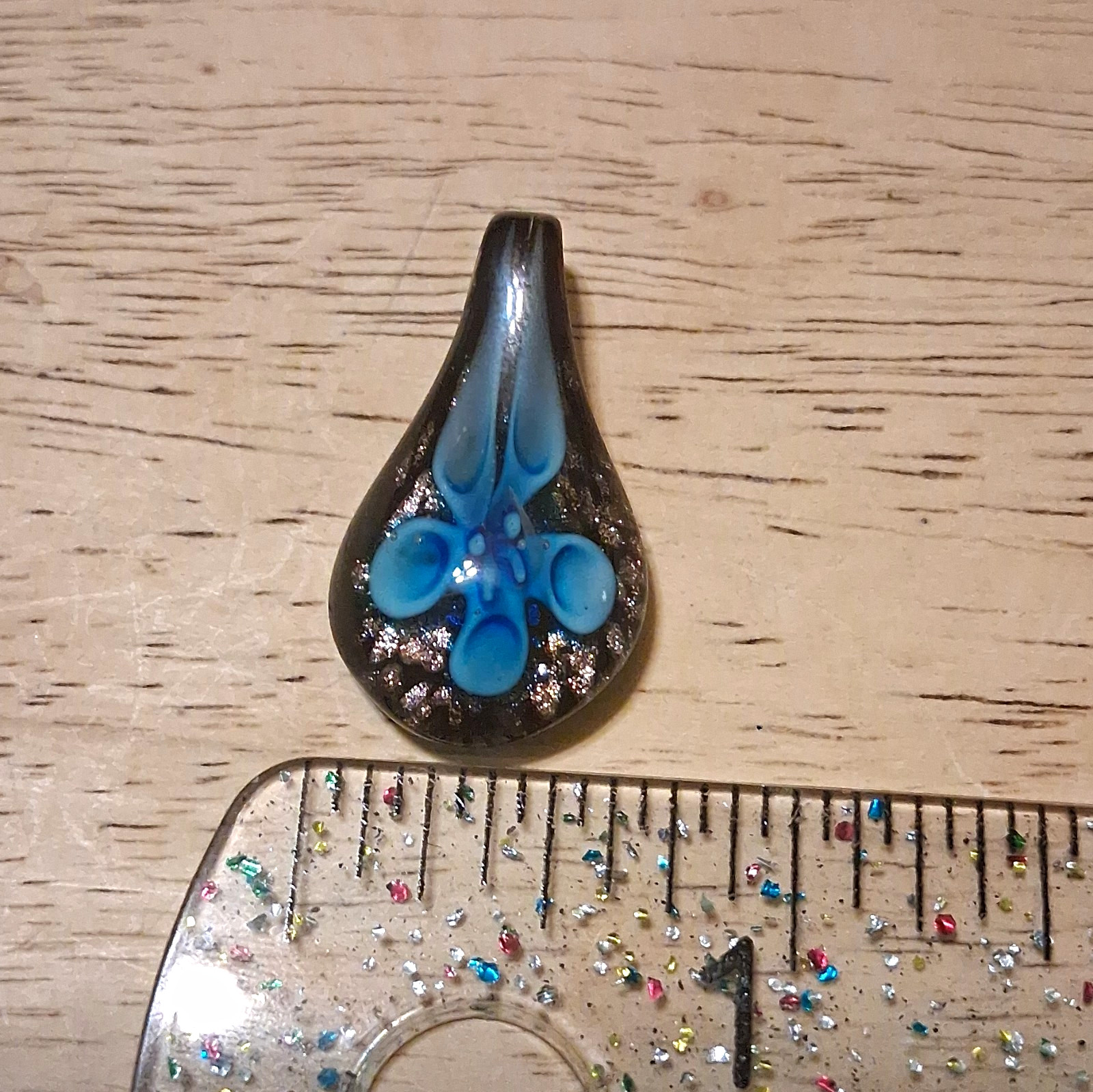 Black & Blue Teardrop Glass Charm Pendant w/ Loop Flower Theme Small Scratch