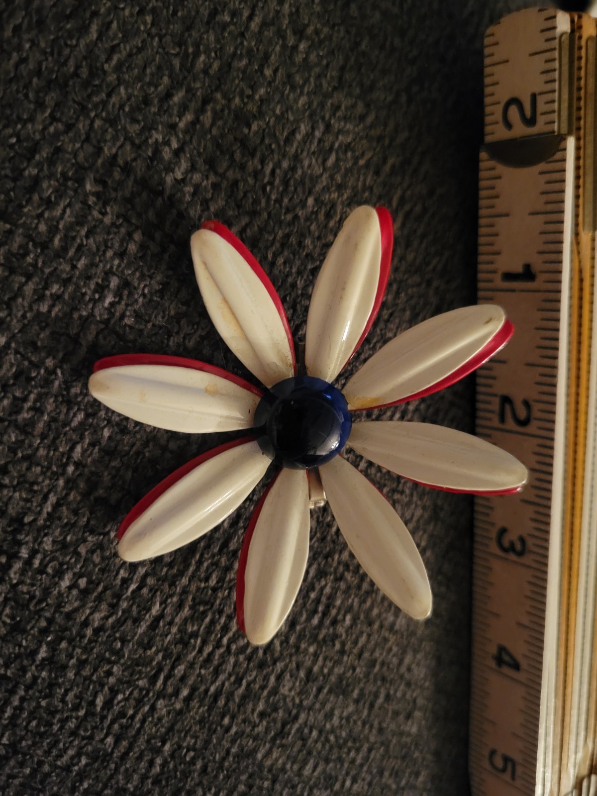 Vintage Stunning Enamel Flower Brooch 1950s To 1970s Good Condition CA E407-4