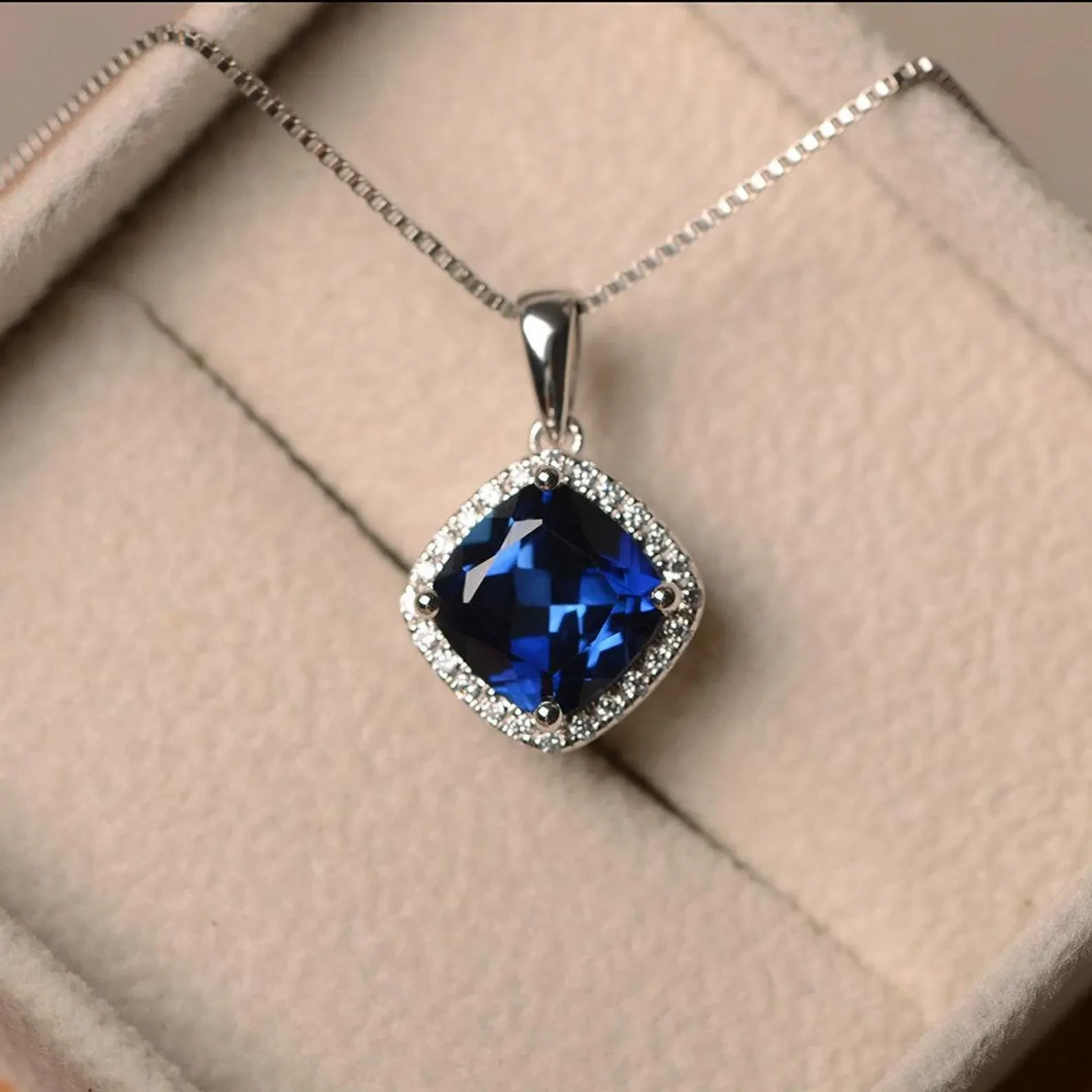 3.50 Ct Cushion Cut Natural Sapphire Diamond Gorgeous Pendant 14K White Gold