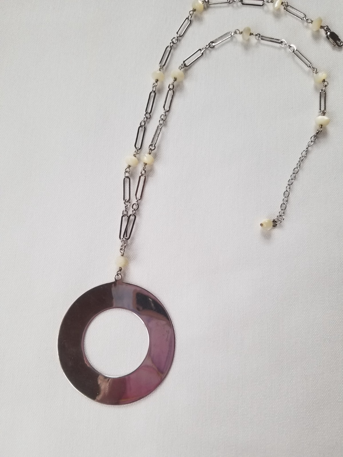 Sterling Silver Circle Pendant Necklace Paper Clip Chain White Quartz Italy 13g