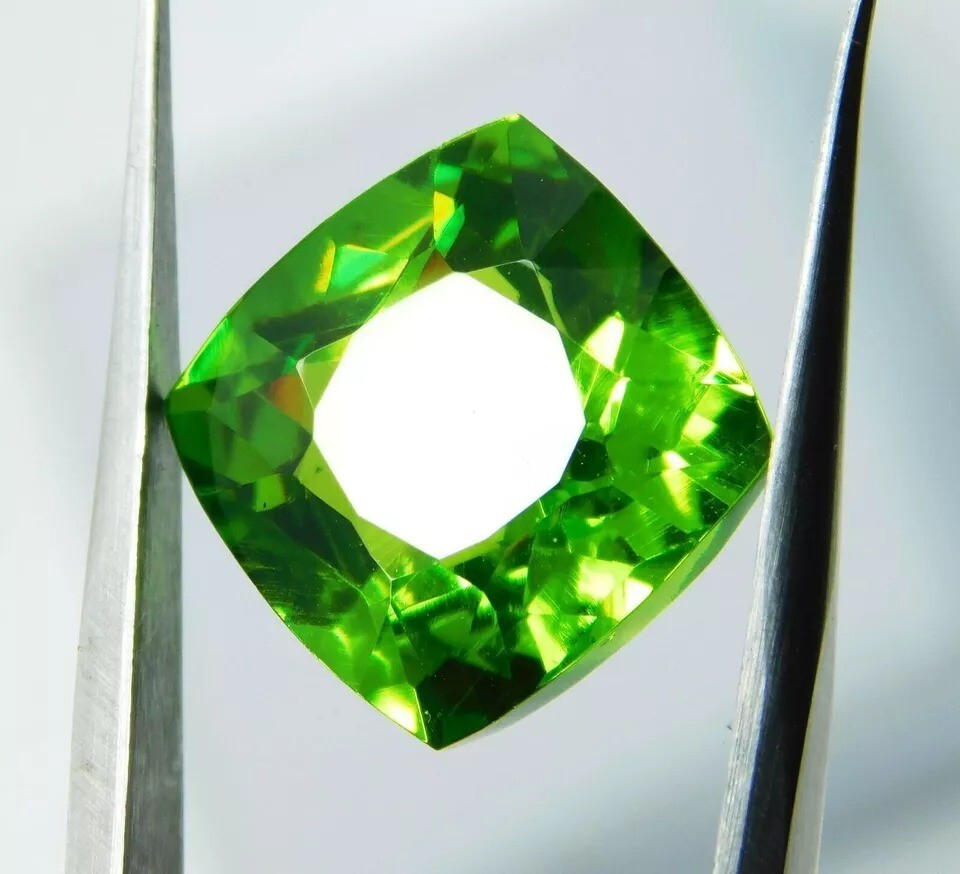 Natural Rare Green Wonderful Peridot Cushion Cut 10 Ct Loose Certified Gemstones