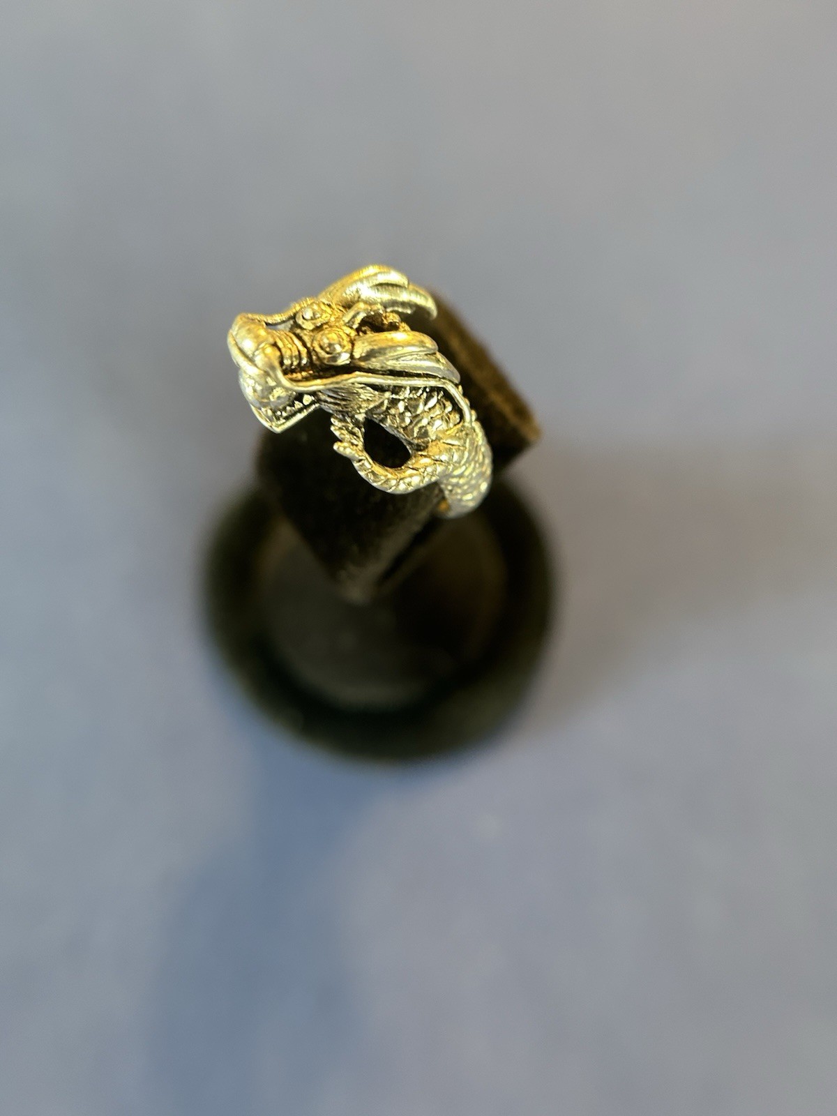 Vintage sterling silver Peter Stone dragon with ball great detail ring size 8