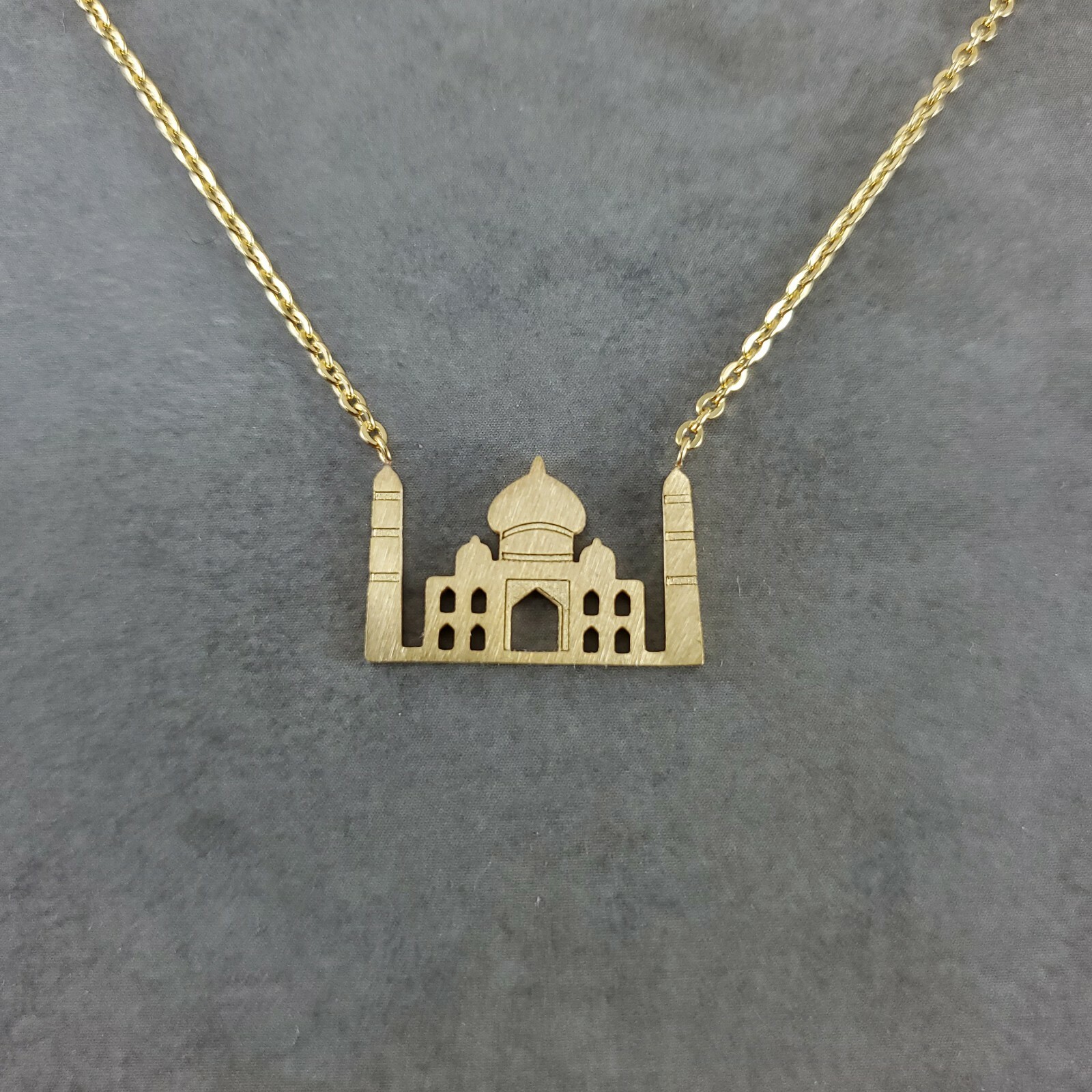 Taj Mahal GOLD Plated Necklace India Mausoleum Agra Asia Punjabi Shah Jahan