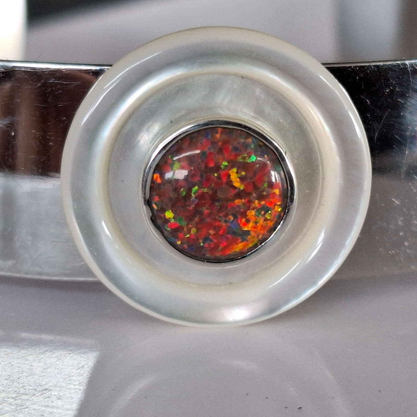 – Beautiful synthetic opal head set in silver for Charlotte 21 –
