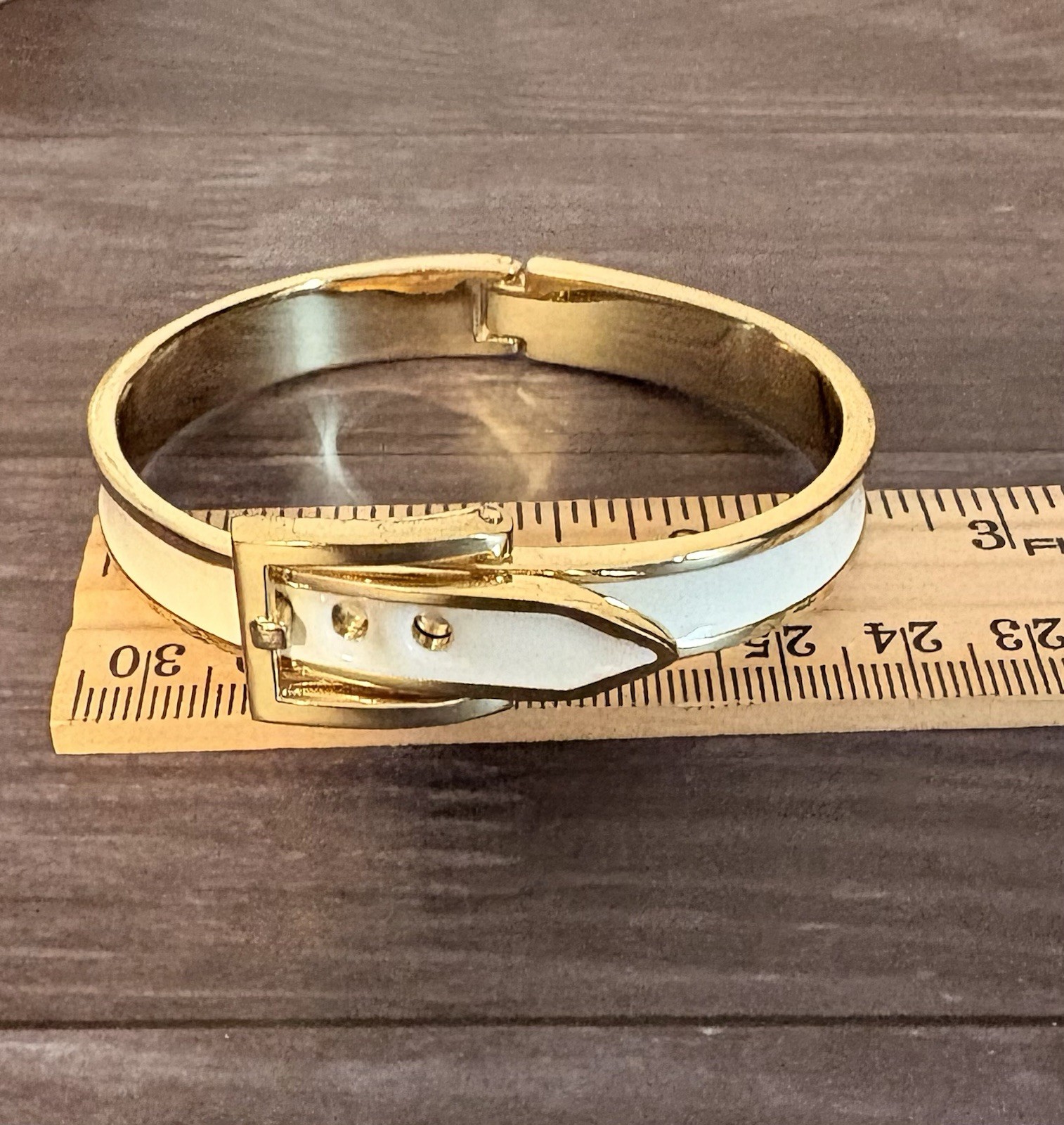 Stella & Dot Breezeblock Enamel Bangle & Gold Tone Buckle Bracelet Stack Set