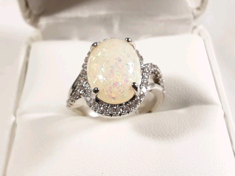 925 STERLING SILVER LAB OPAL & ACCENTS SIZE 8 RING 4.0g