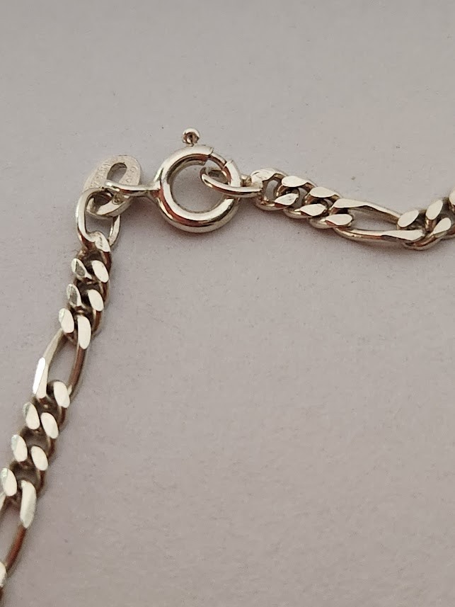Solid 925 Sterling Silver Figaro Chain Necklace Ladies 2.5mm 17.5 inches ITALY