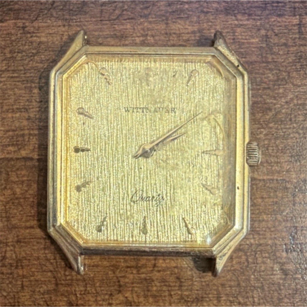 Wittnauer Gold Metal Wristwatch Non-Numeric Hour Marks