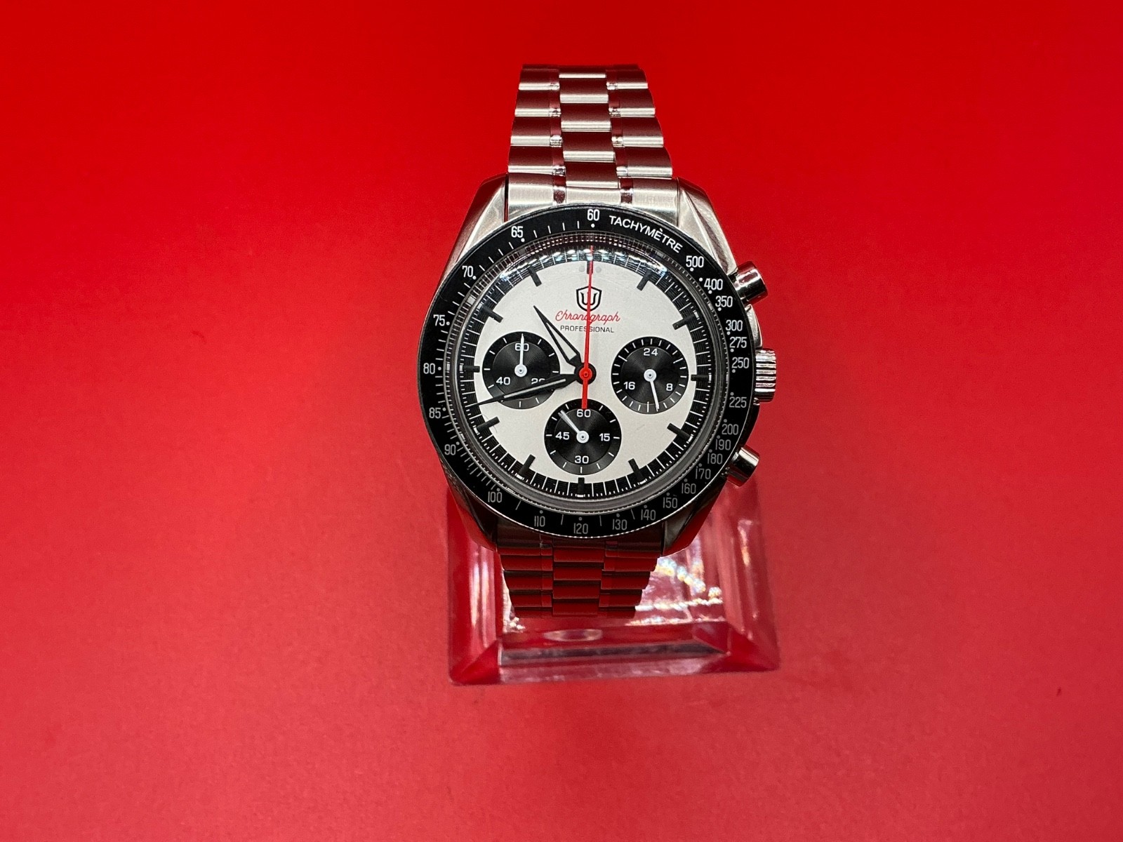 WATCHDIVES “PANDA” Tachymeter Chronograph Mecca Quartz VK63 39mm Watch WD1863