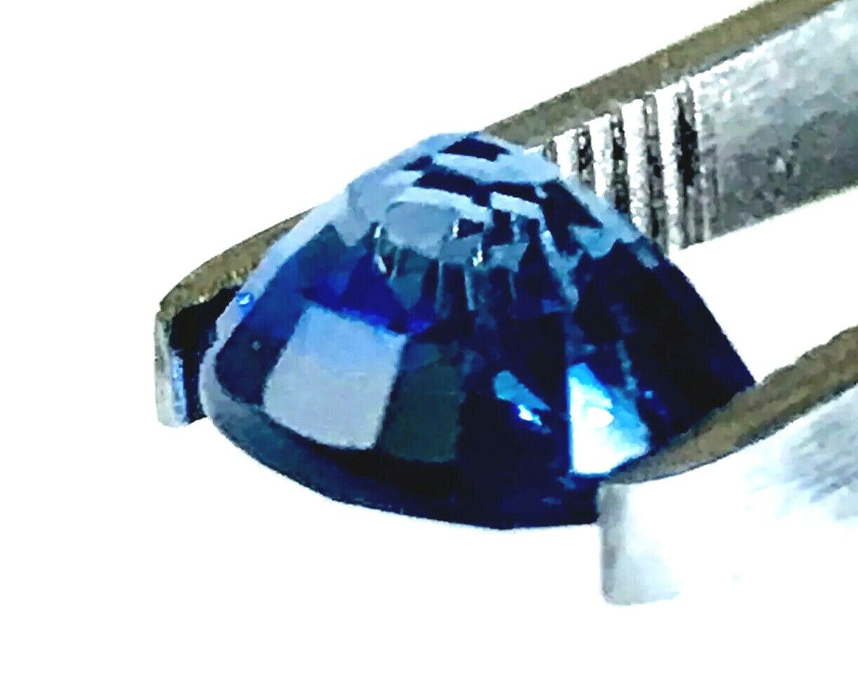 3.85 ct Natural Royal Blue Sapphire ,VVS,Excellent Oval Cut,9 mohs