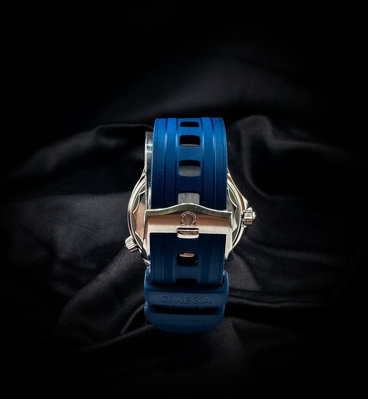 OMEGA Seamaster Diver 300M Blue Band Grey Dial Ref 210.32.42.20.06.001