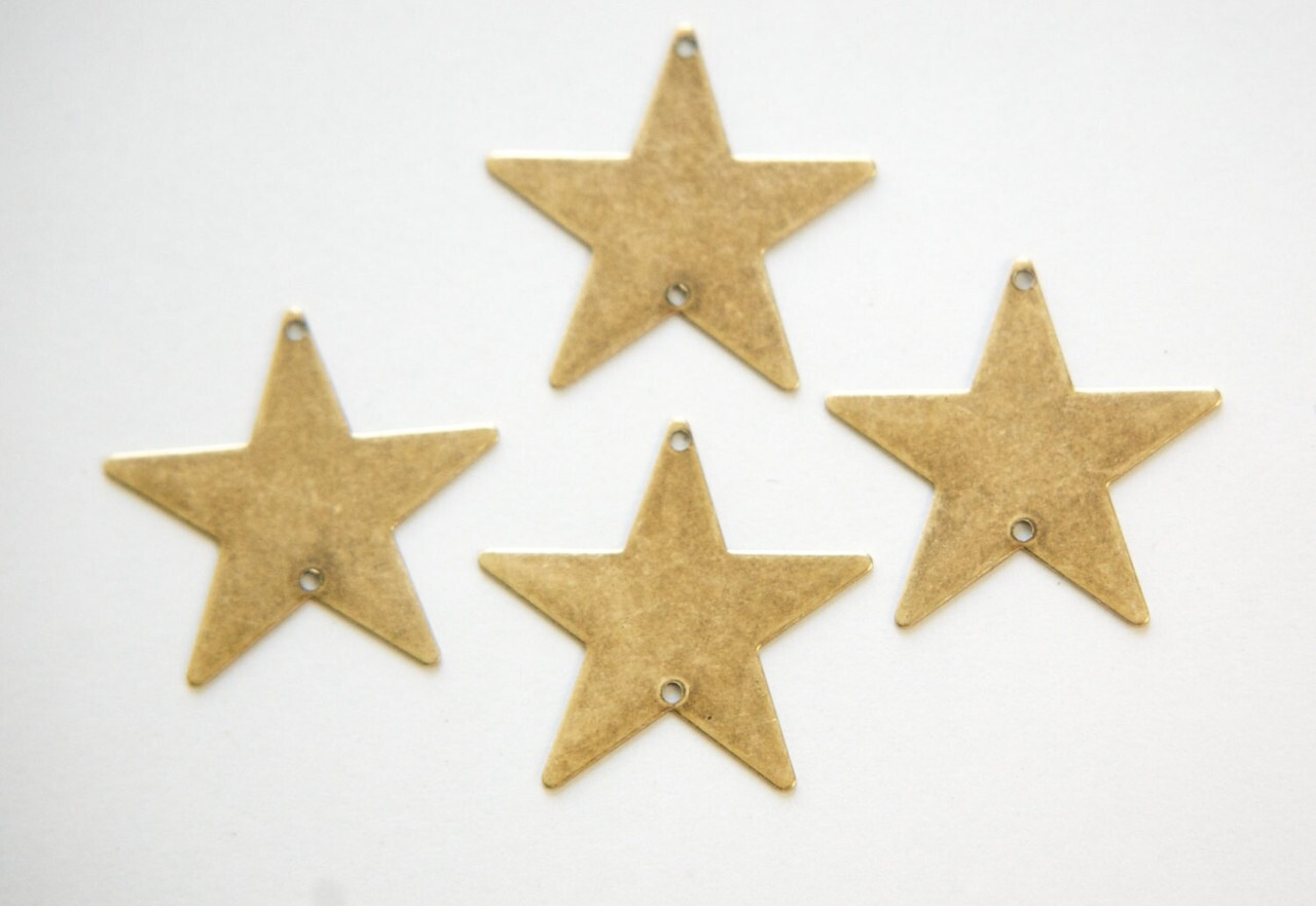 2 Hole Brass Ox Flat Star Connector Pendant (6) mtl161B