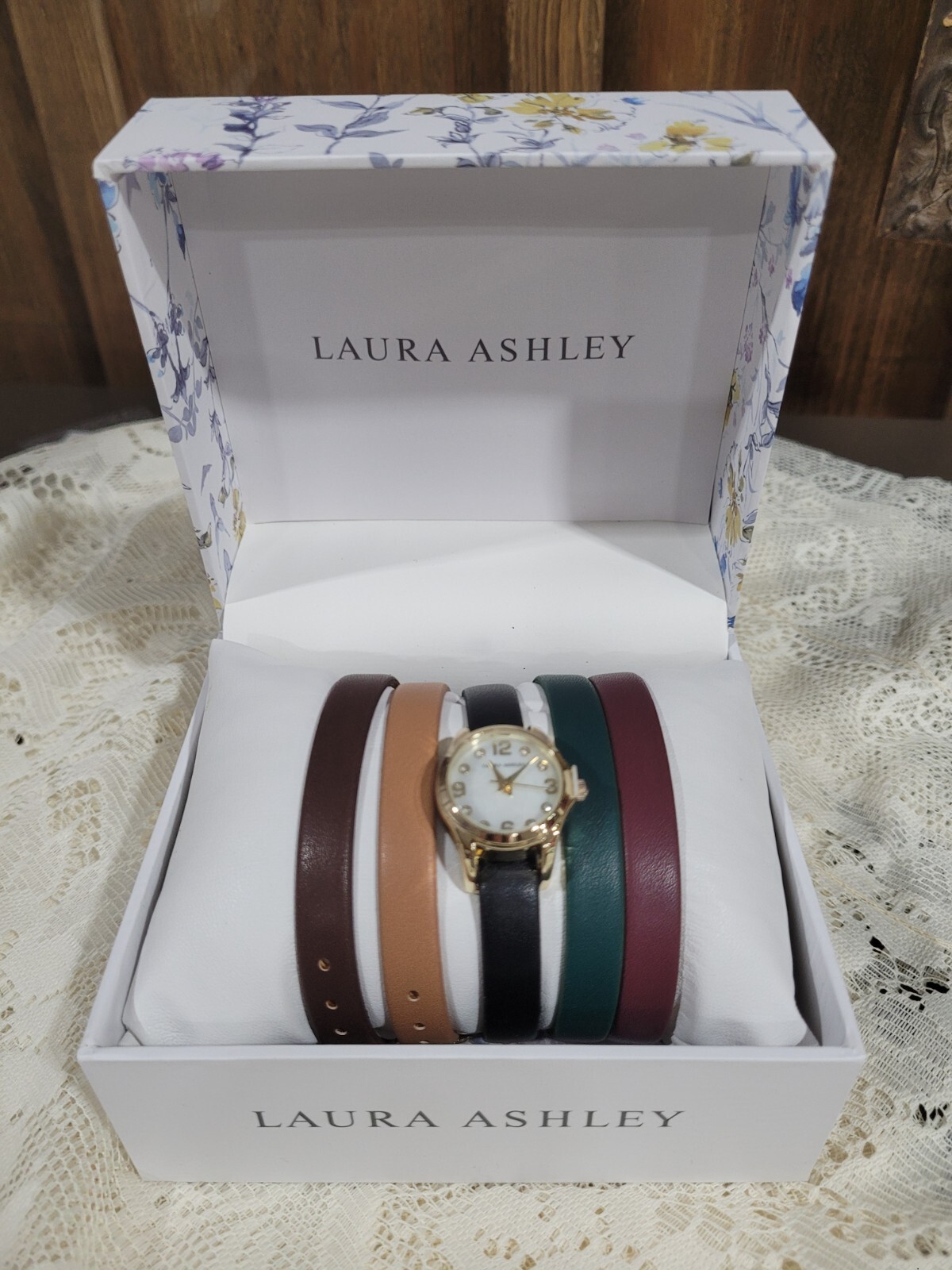 Laura Ashley Womens Mini Case Strap Watch Set with 5 Interchangeable Straps