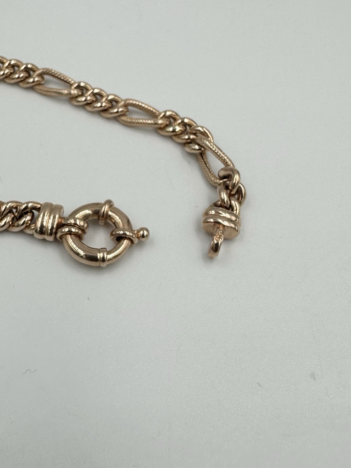 9K Ross Gold Figaro Bracelet 16cm