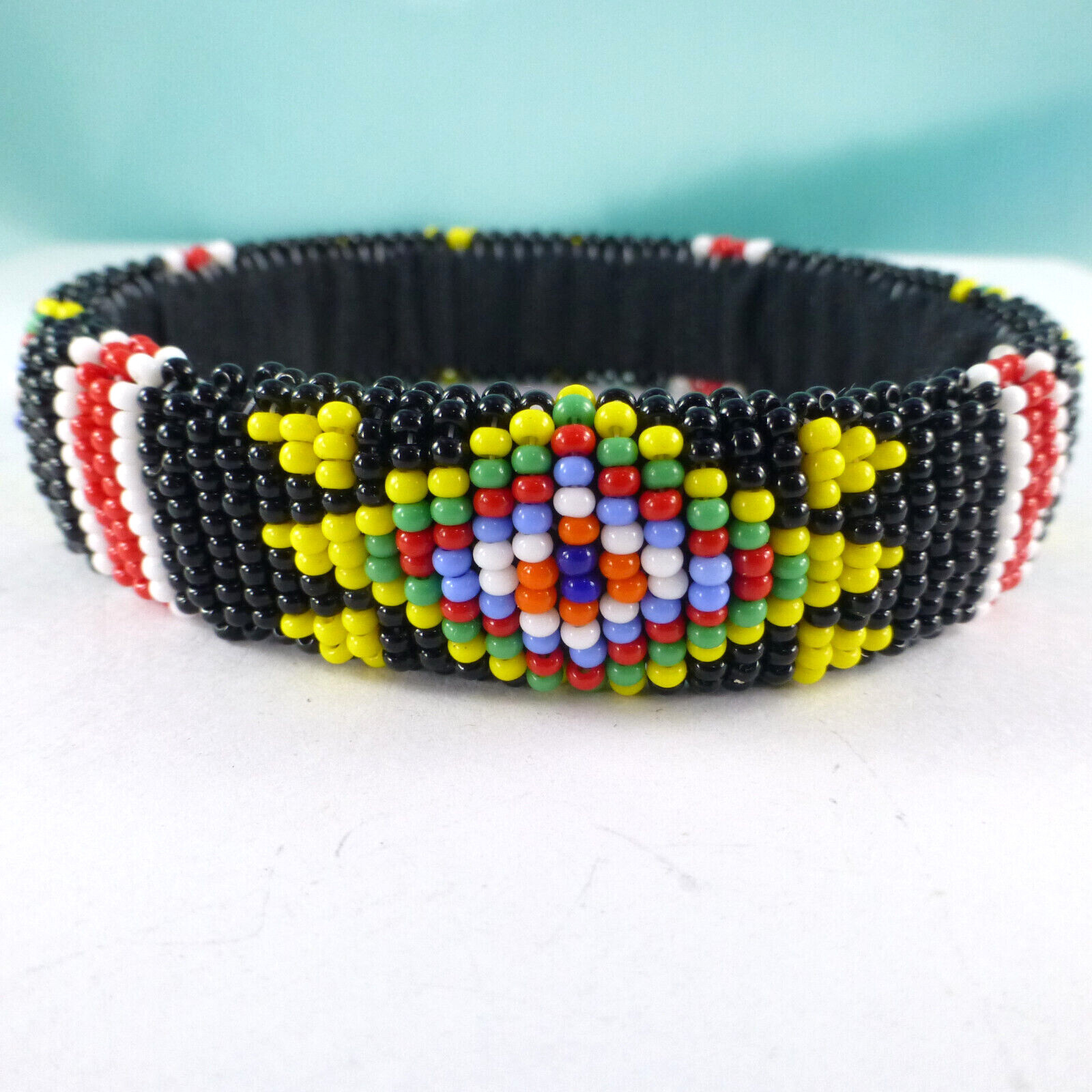 Pretty Southwestern Style Beaded Bangle Bracelet Black Yellow Red Multi Color