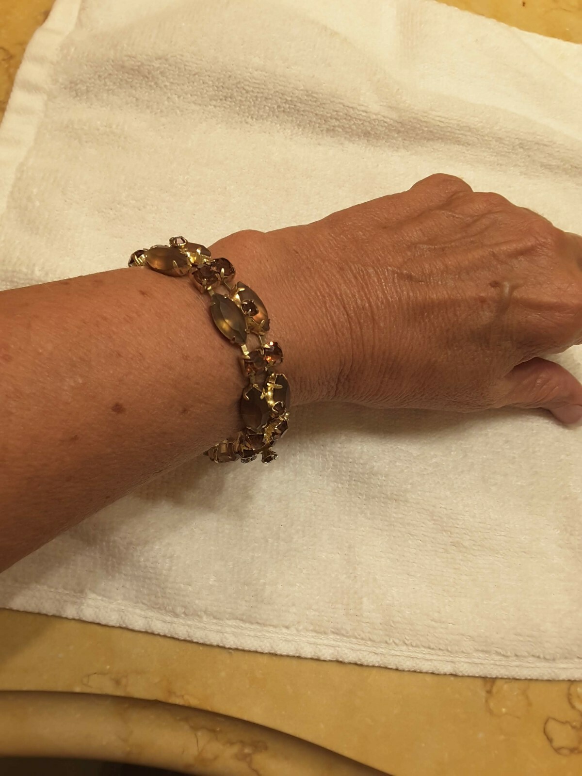 ELEGANT VINTAGE GOLD FILLED CZ TOPAZ BRACELET WITH SAFETY CHAIN 7 1/2″