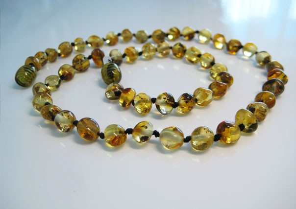 Genuine Green Amber Baltic Amber Necklace 15 inches !!!