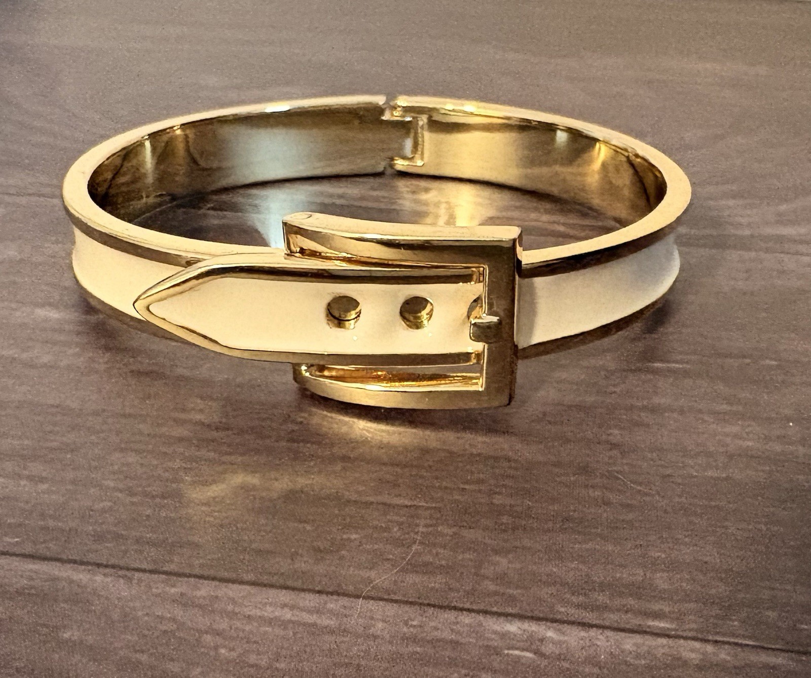 Stella & Dot Breezeblock Enamel Bangle & Gold Tone Buckle Bracelet Stack Set