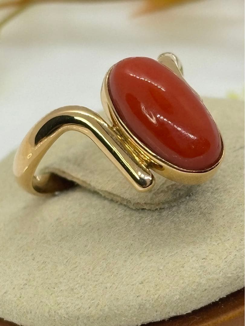 18k Yellow Gold 14.6×8.4mm Natural Japanese Blood Red Coral Ring 4.03g US:8.75