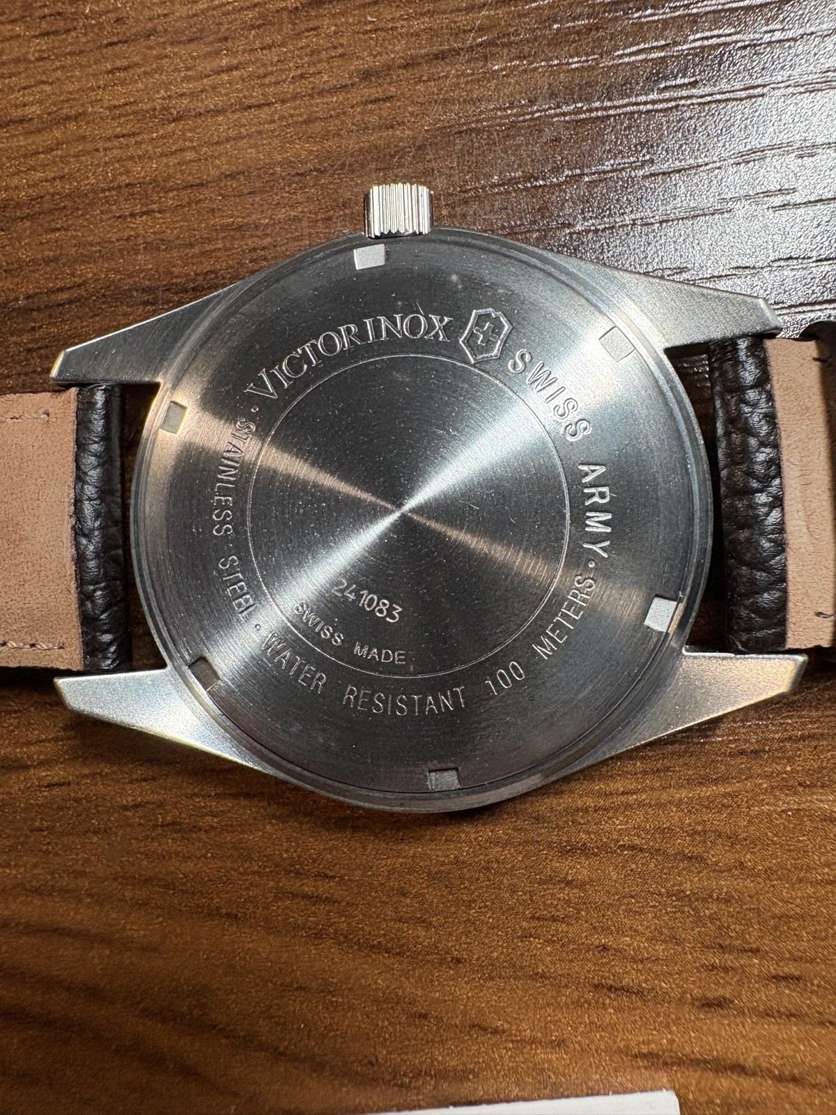 Mens Swiss Army Victorinox Watch 241083 Brand new with papers