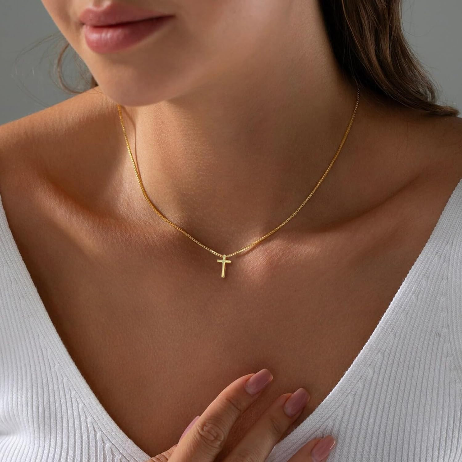 Gold Necklace for Women, Dainty 14K Gold Plated Pendant Layered Necklaces for Wo
